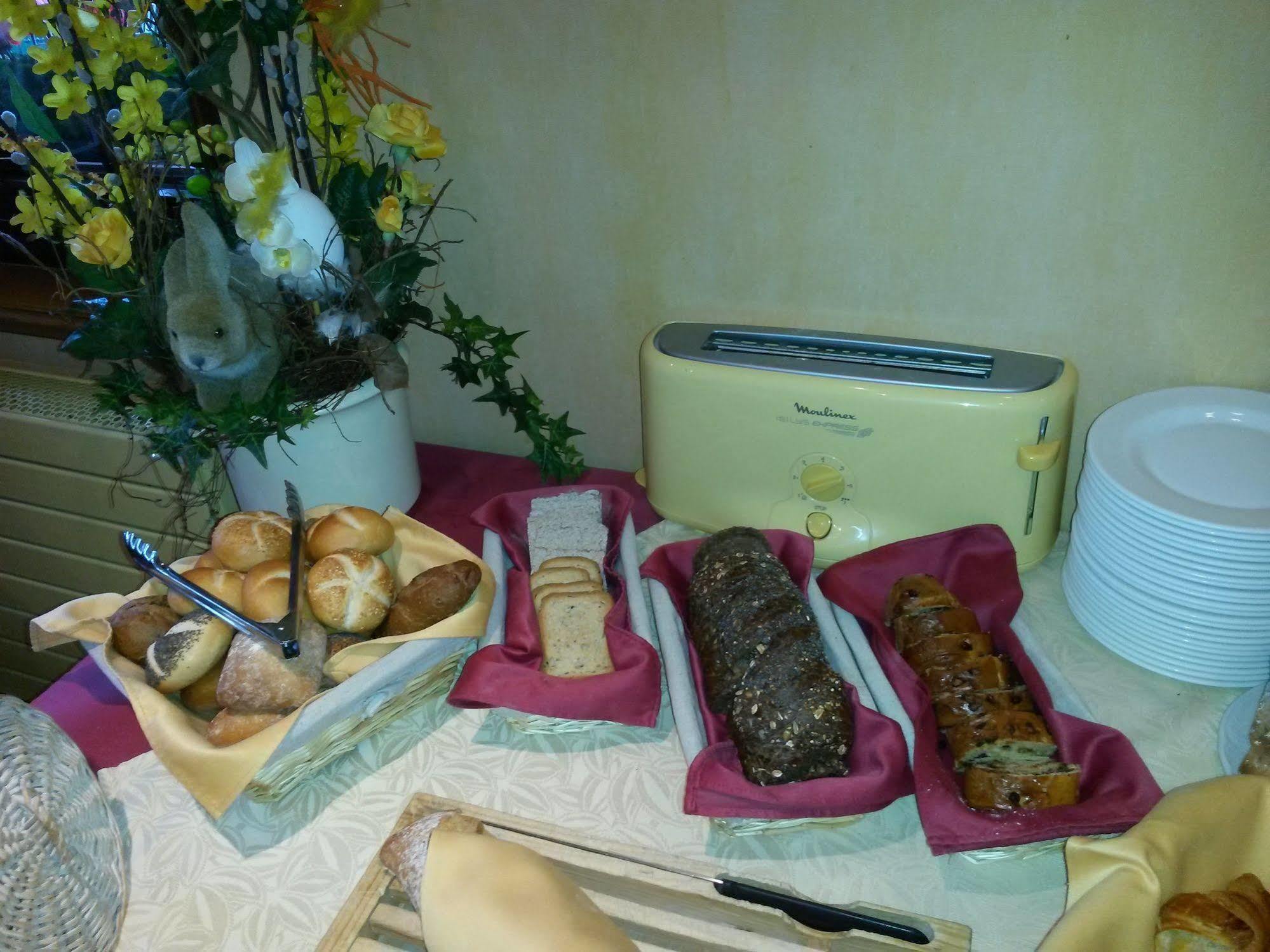 Hotel Le Mandelberg Mittelwihr Εξωτερικό φωτογραφία