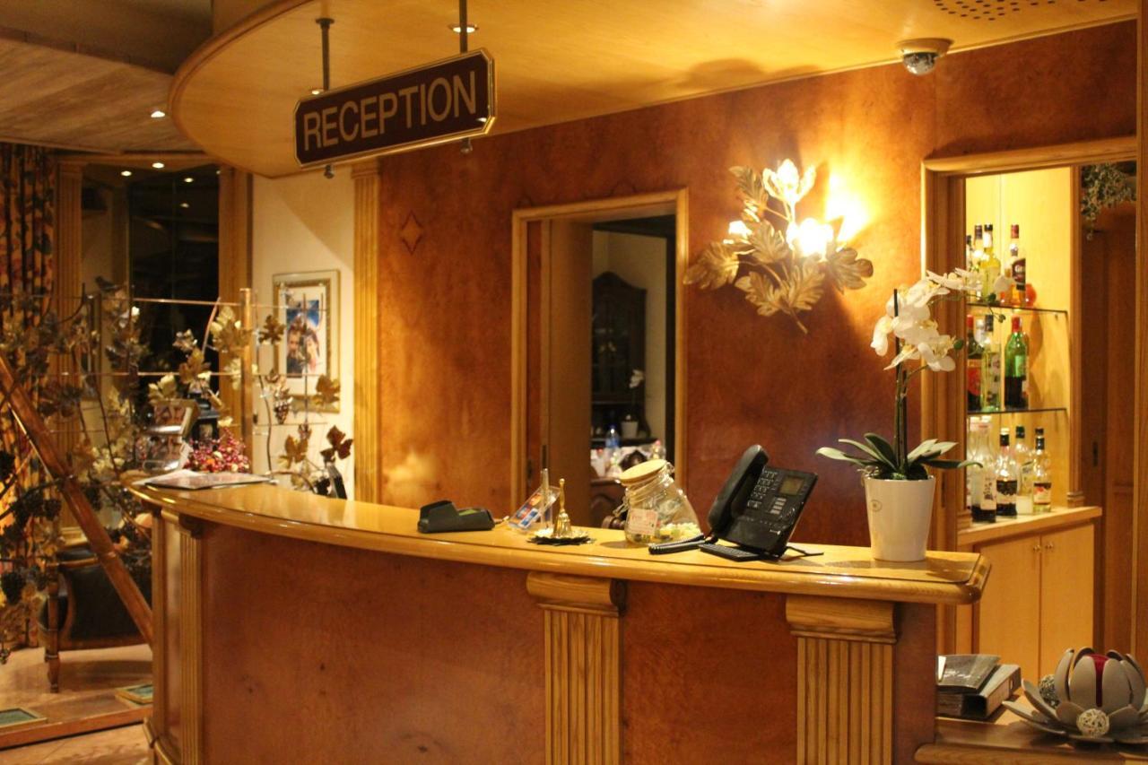 Hotel Le Mandelberg Mittelwihr Εξωτερικό φωτογραφία