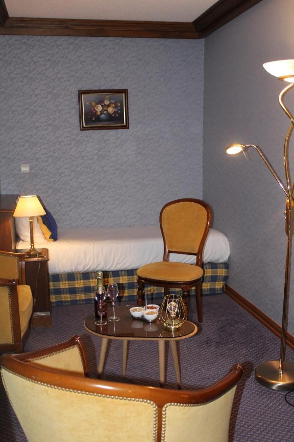 Hotel Le Mandelberg Mittelwihr Εξωτερικό φωτογραφία